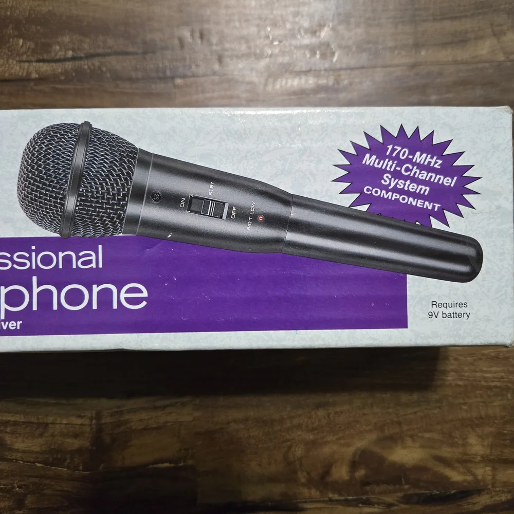 New Old Stock Radio Shack 32-1230A Wireless Microphone 170MHz Multi-Channel NIB